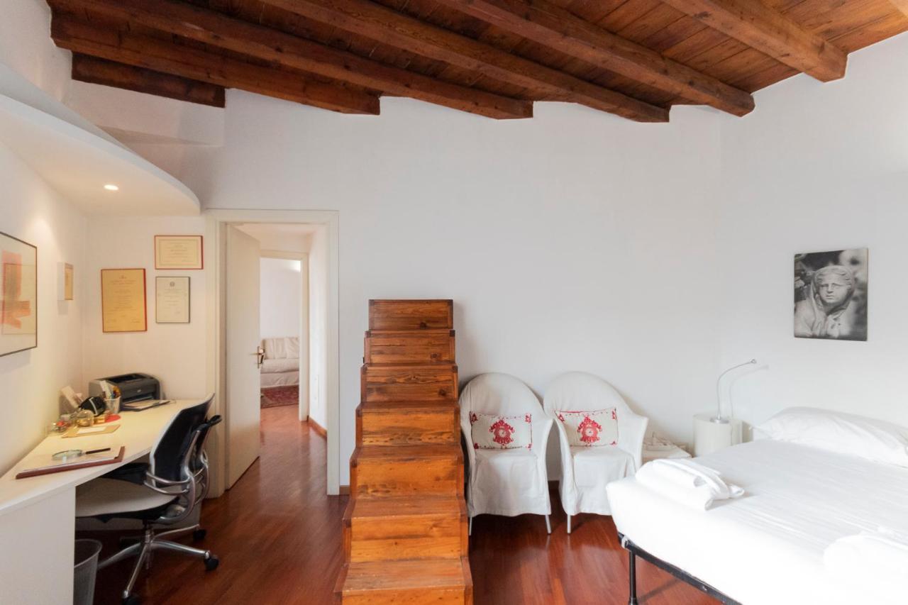 Anfiteatro Apartment In Brera Milan Bagian luar foto
